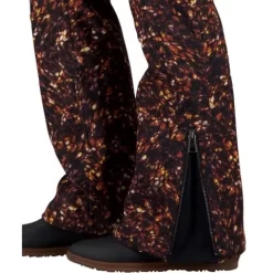 Obermeyer Printed Clio Softshell Pa - Women's -Obermeyer Apparel Shop fw22 1503821118 s07 moddet3